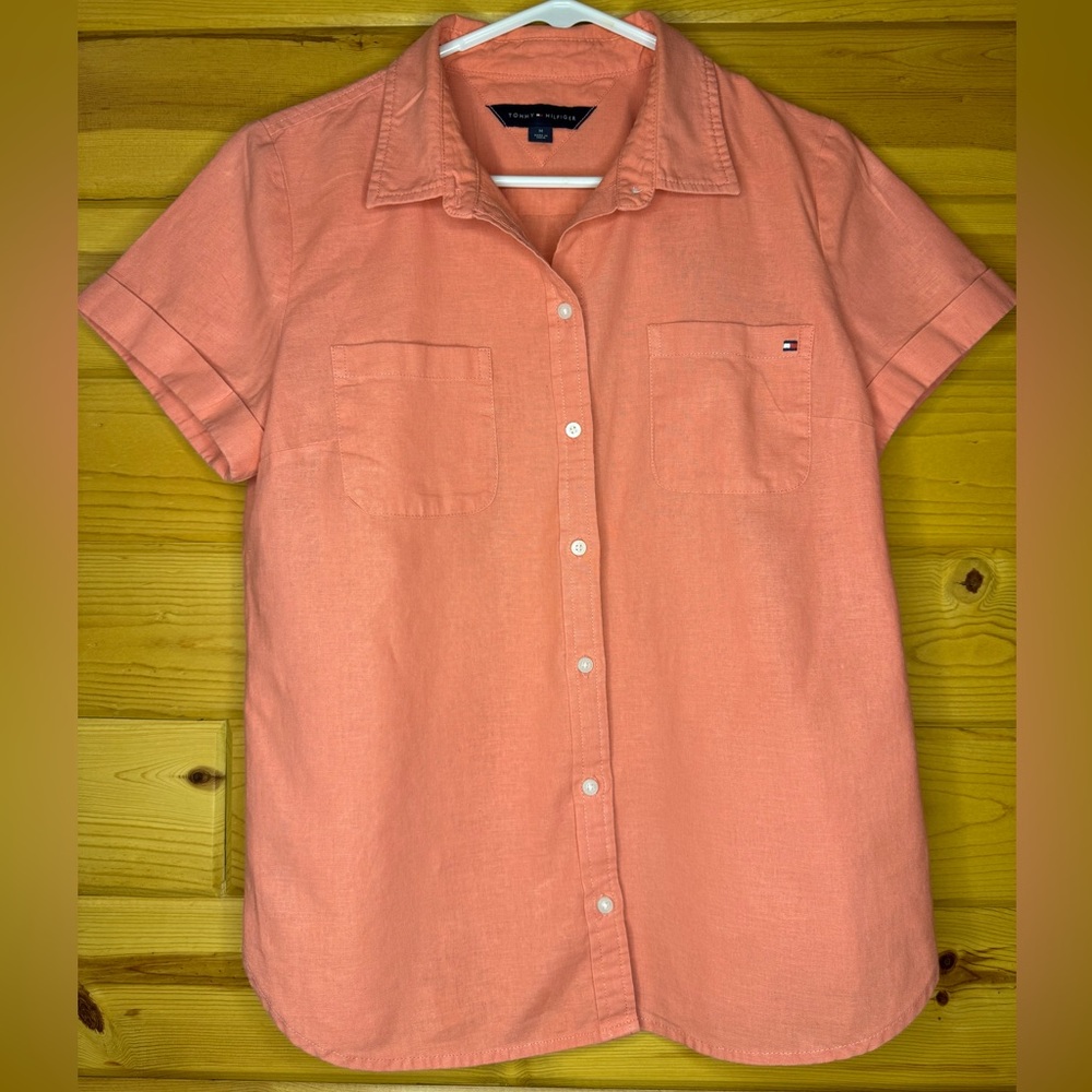 Tommy Hilfiger Ladies Coral Collared Button-Up Short Sleeve Shirt Size Medium